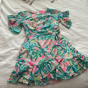 Size 0 Lilly Pulitzer dress!